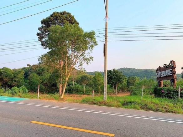 SUPER DISCOUNT For Land 6 Rai 1 Ngam 9 SQW. @ Silver Lake   