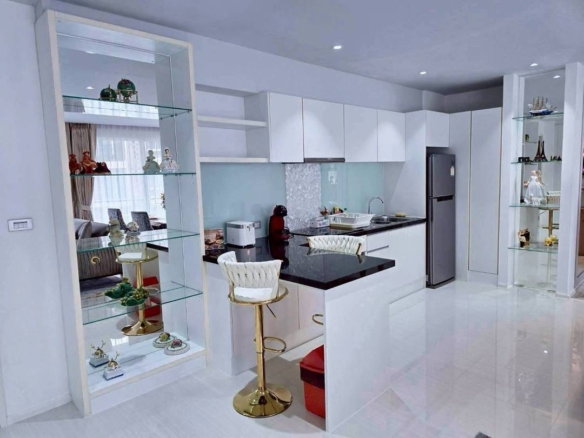 Rustic Style Condo 2 Bed, 2 Bath 72.8 SQM.@ Atlantis Condo