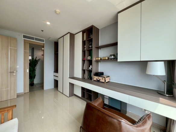 Natural Light Condo 2 Bed, 2 Bath 74.53 SQM. @ The Riviera Jomtien