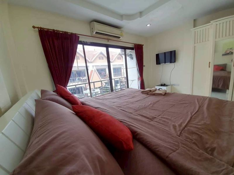 m800x1200 (12) Townhouse 2 Story 4 Bed, 5 Bath 18 SQW. @ Pratamnak Hill Soi 5