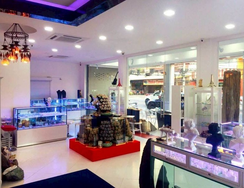 Four – Story Commercial Building 57 SQM. @ Central Pattaya