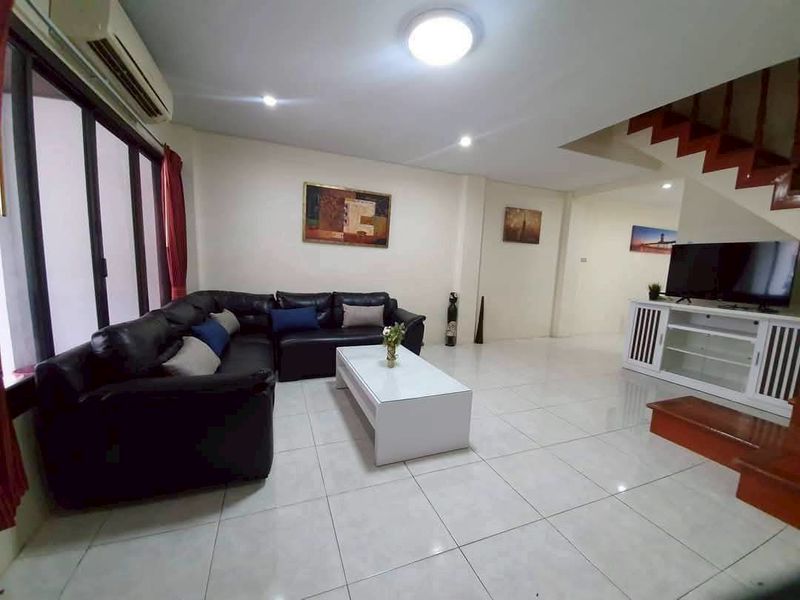 m800x1200 (19) Townhouse 2 Story 4 Bed, 5 Bath 18 SQW. @ Pratamnak Hill Soi 5