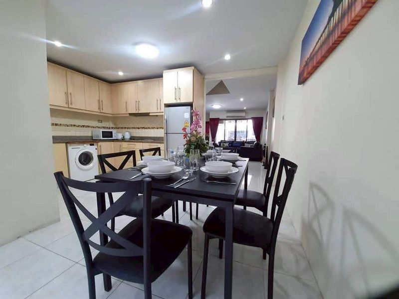 m800x1200 (7) Townhouse 2 Story 4 Bed, 5 Bath 18 SQW. @ Pratamnak Hill Soi 5
