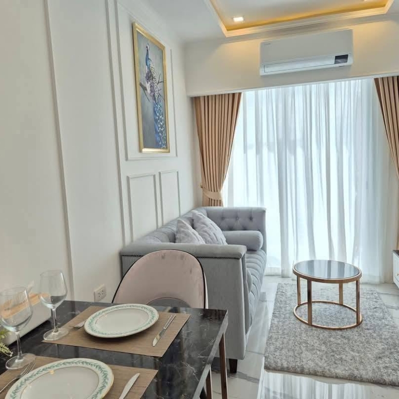 Convenient Access Condo 1 Bed, 1Bath 32 SQM. @ The Empire Tower Pattaya
