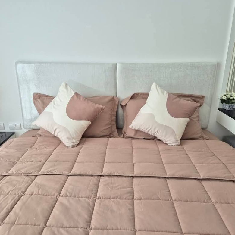 Convenient Access Condo 1 Bed, 1Bath 32 SQM. @ The Empire Tower Pattaya