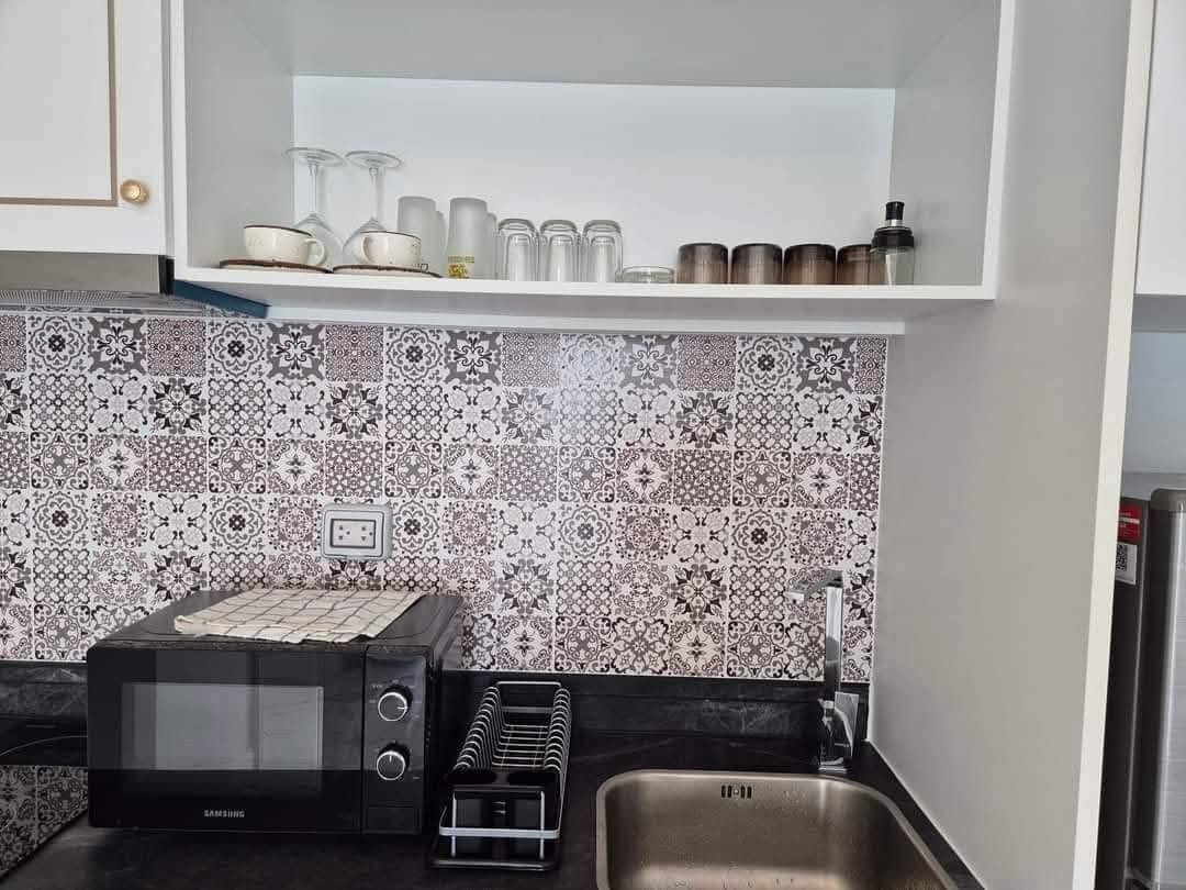 Convenient Access Condo 1 Bed, 1Bath 32 SQM. @ The Empire Tower Pattaya