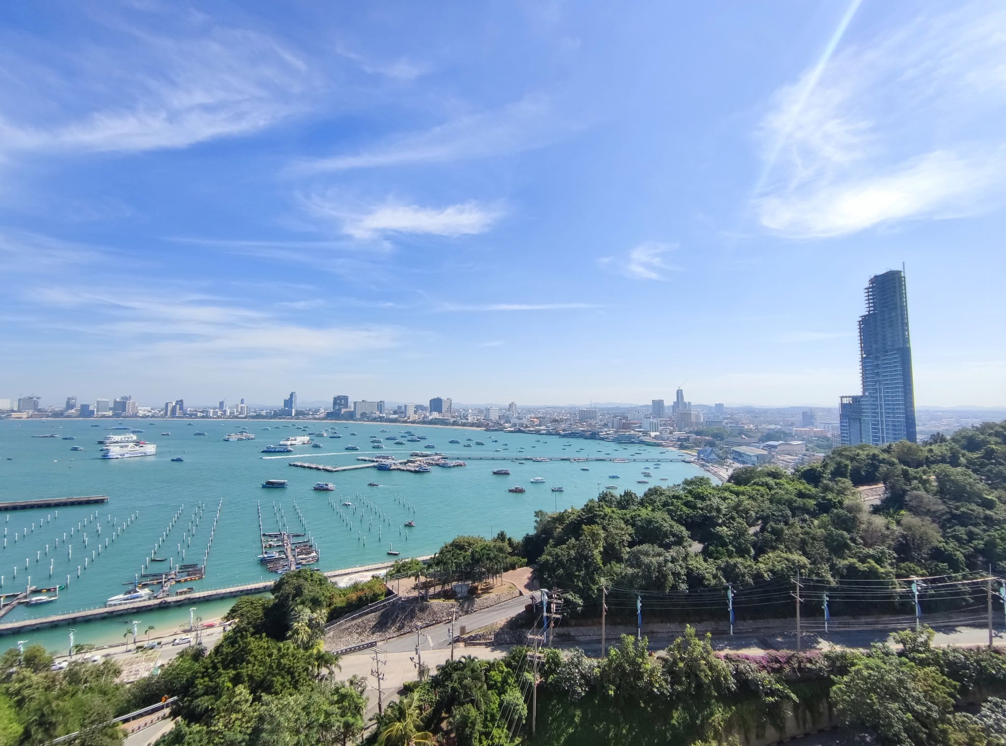 746983359_1049289918052981_5327043084936487323_n A Panoramic Ocean View Condo 4 Bed, 4 Bath 334 SQM. @ Royal Cliff Garden Pattaya