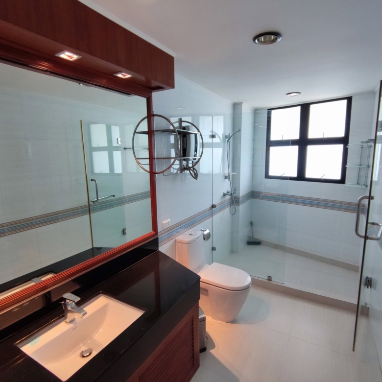 A Panoramic Ocean View Condo 4 Bed, 4 Bath 334 SQM. @ Royal Cliff Garden Pattaya