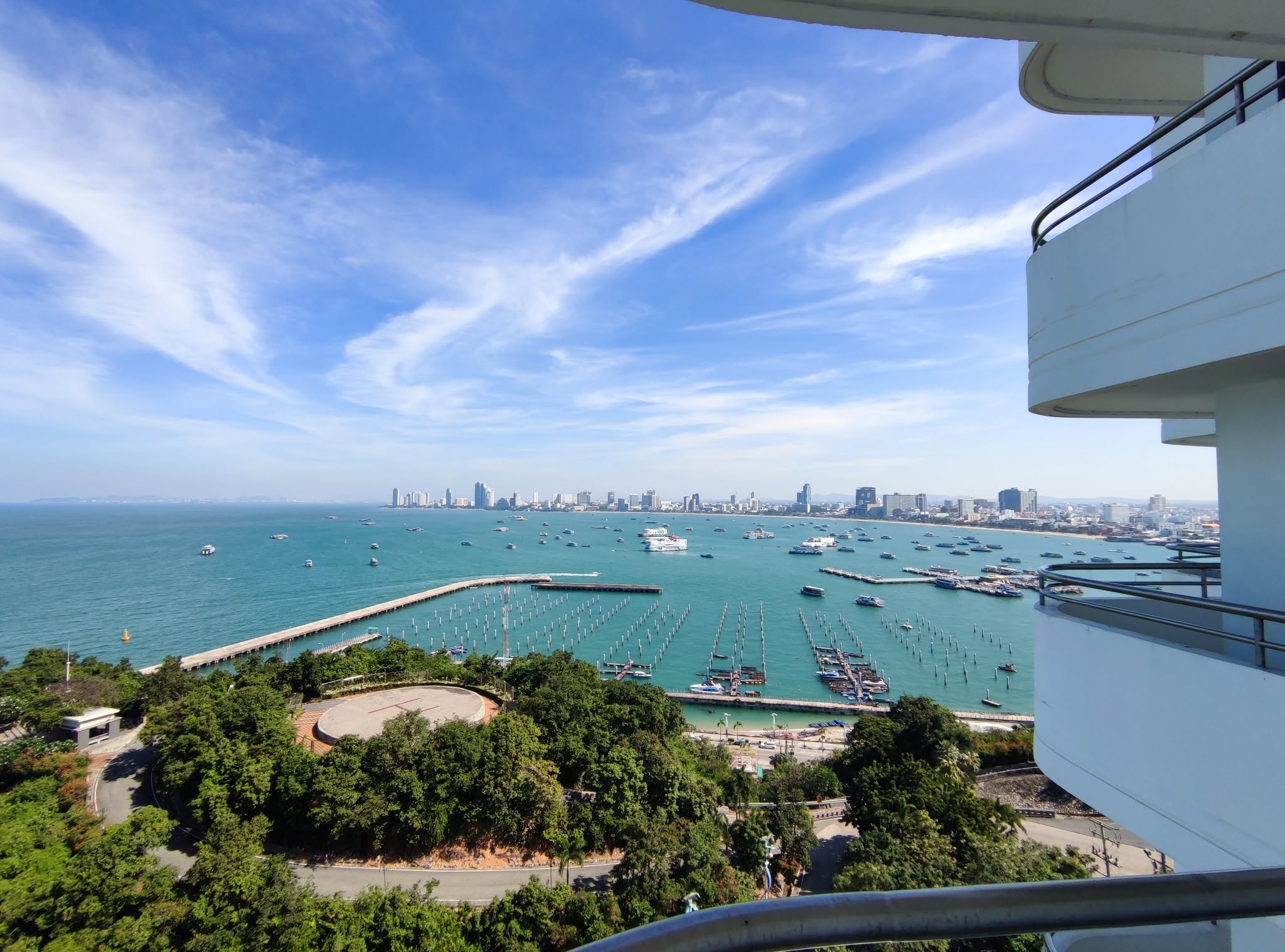 A Panoramic Ocean View Condo 4 Bed, 4 Bath 334 SQM. @ Royal Cliff Garden Pattaya