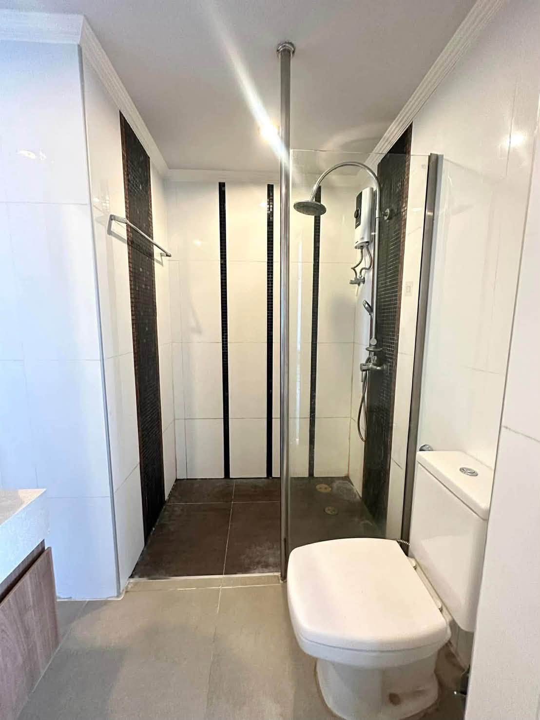 Contemporary Studio 35.37 SQM. @Amazon Condo Pattaya
