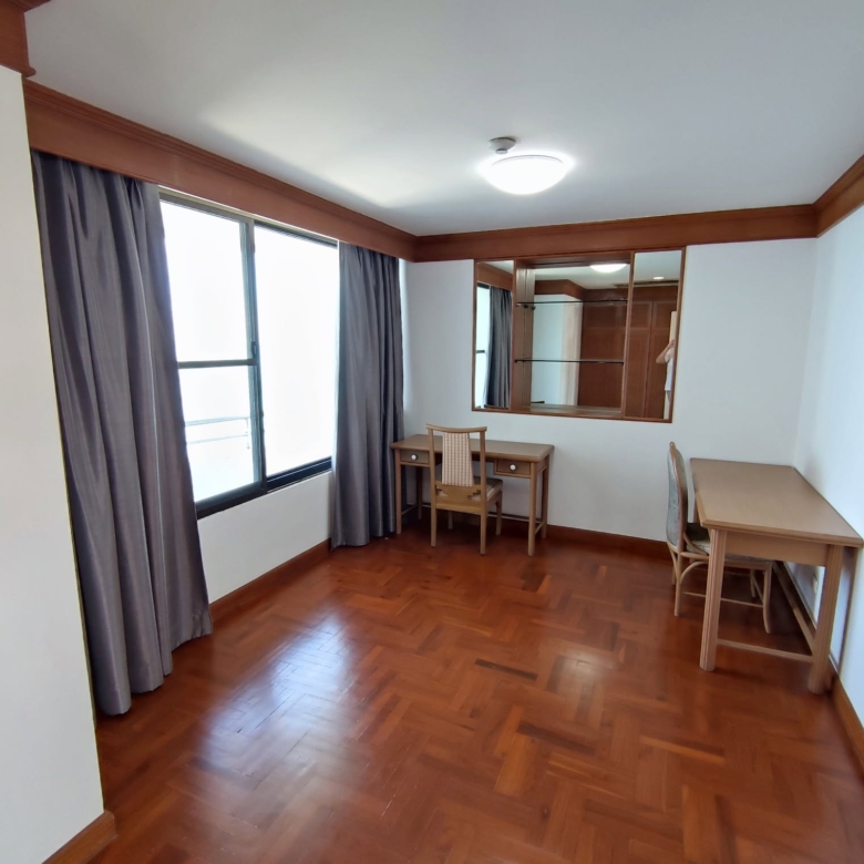 A Panoramic Ocean View Condo 4 Bed, 4 Bath 334 SQM. @ Royal Cliff Garden Pattaya