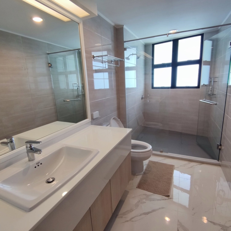 A Panoramic Ocean View Condo 4 Bed, 4 Bath 334 SQM. @ Royal Cliff Garden Pattaya
