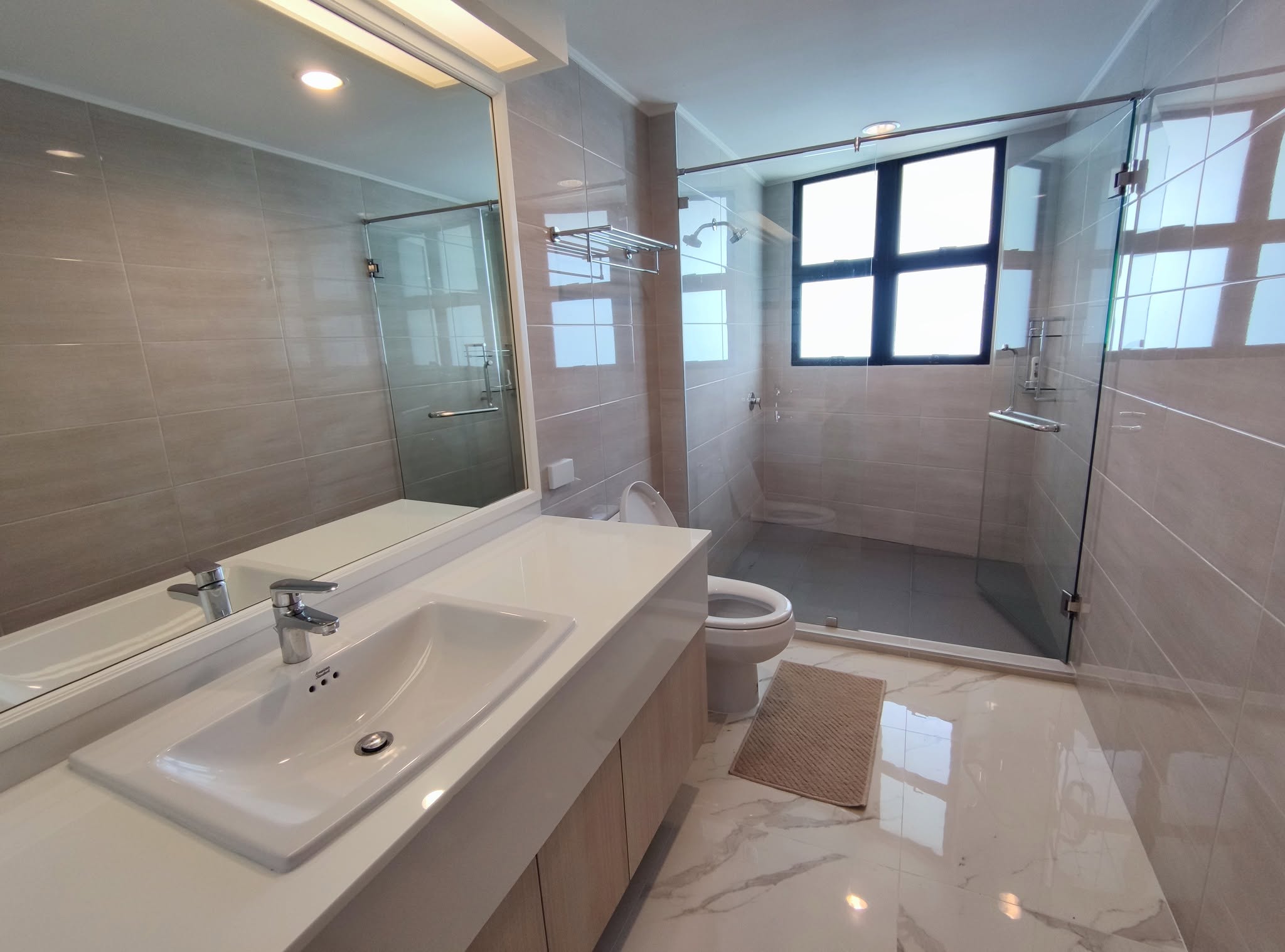 A Panoramic Ocean View Condo 4 Bed, 4 Bath 334 SQM. @ Royal Cliff Garden Pattaya