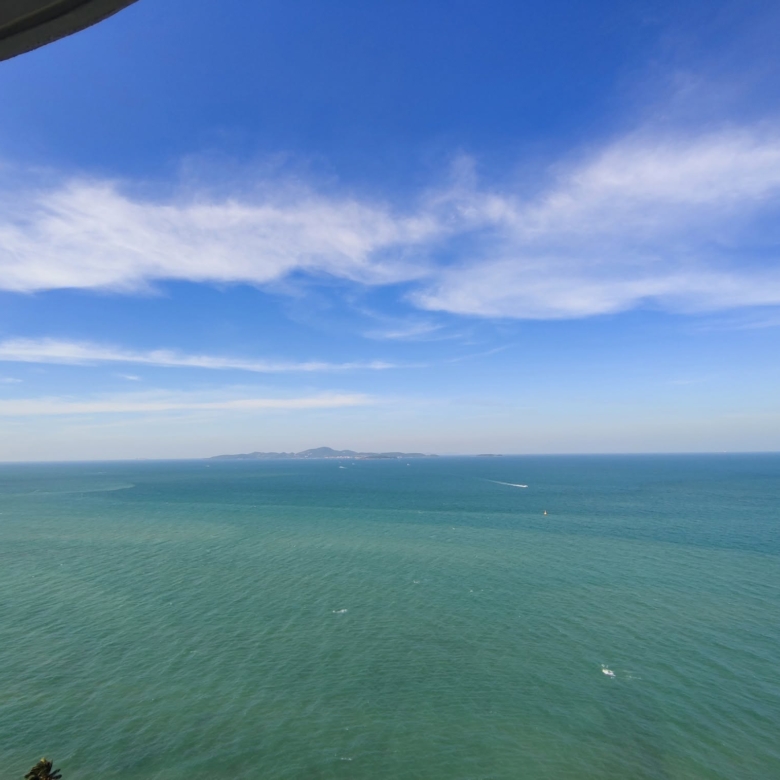 A Panoramic Ocean View Condo 4 Bed, 4 Bath 334 SQM. @ Royal Cliff Garden Pattaya