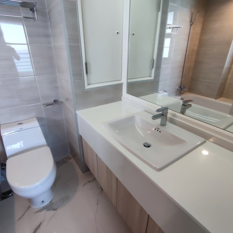 A Panoramic Ocean View Condo 4 Bed, 4 Bath 334 SQM. @ Royal Cliff Garden Pattaya