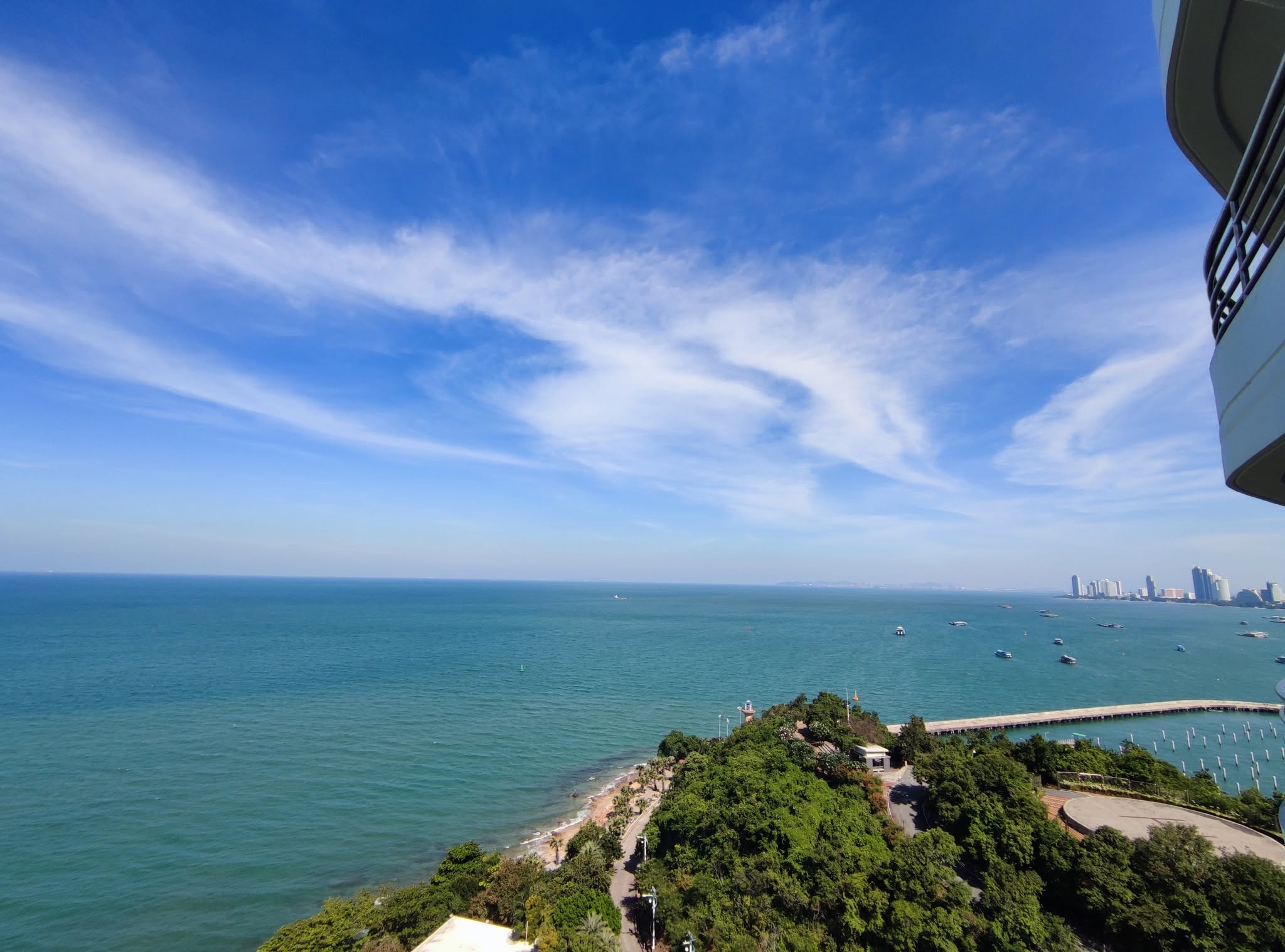 A Panoramic Ocean View Condo 4 Bed, 4 Bath 334 SQM. @ Royal Cliff Garden Pattaya