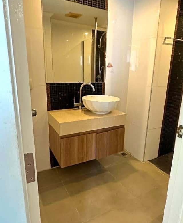 Contemporary Studio 35.37 SQM. @Amazon Condo Pattaya