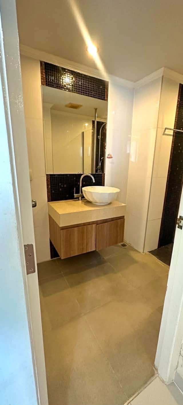 Contemporary Studio 35.37 SQM. @Amazon Condo Pattaya