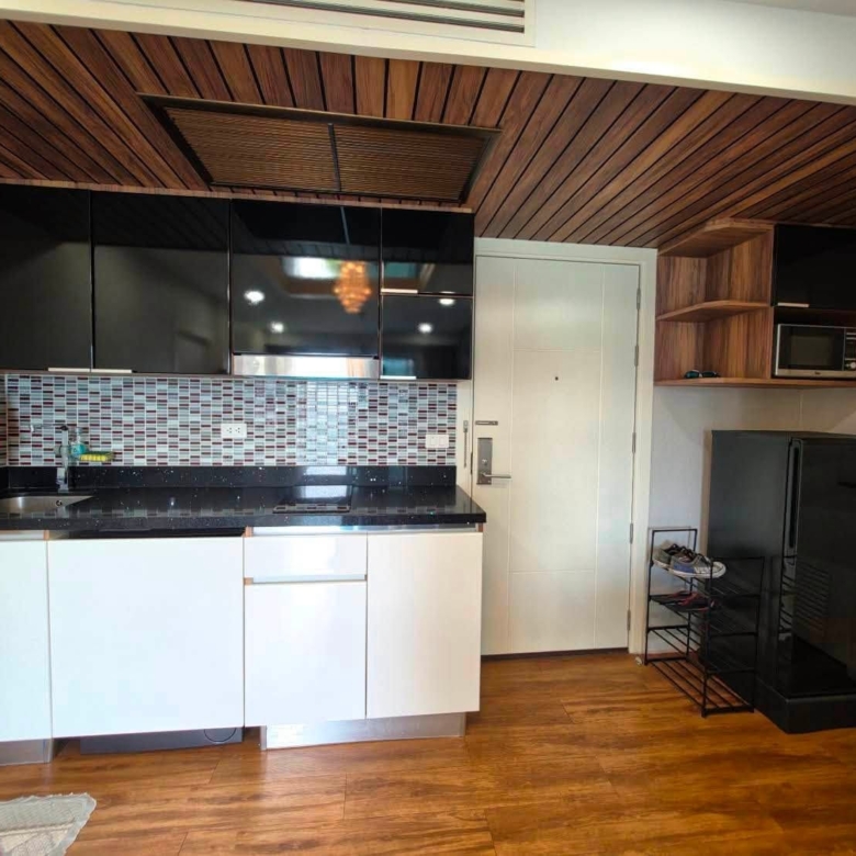 Nice & Peaceful Condo 2 Bed, 2 Bath 62.92 SQM. @ Dusit Grand Park 1 Location: Dusit Grand Park 1