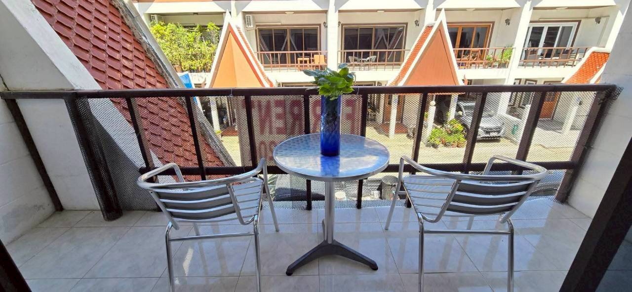 LINE_ALBUM_172026 _1_260701_19 Good Location Townhouse 4 Bed, 5 Bath 18 SQW. @ Pratamnak Hill Soi 5