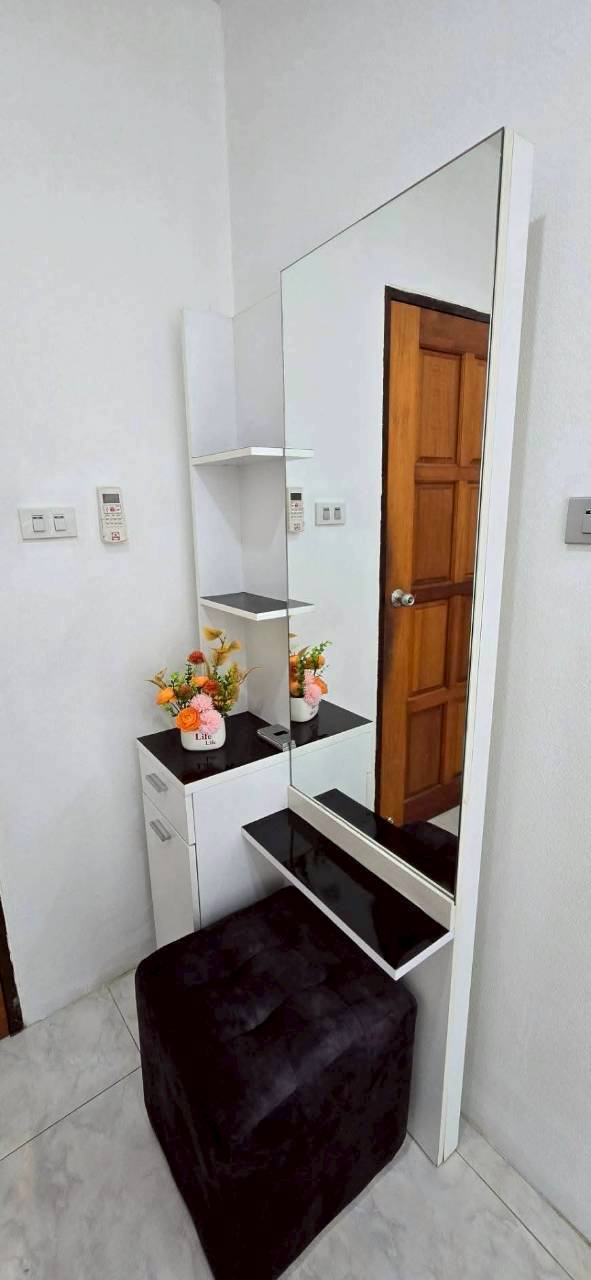 LINE_ALBUM_172026 _1_260701_24 Good Location Townhouse 4 Bed, 5 Bath 18 SQW. @ Pratamnak Hill Soi 5