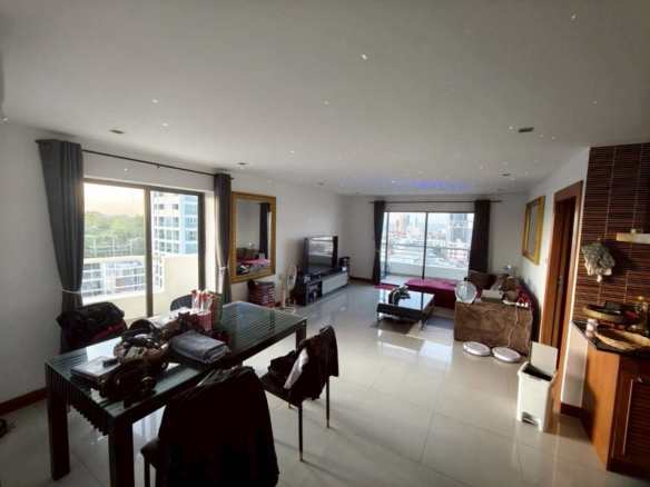 Sea View Condo 2 Bed, 2 Bath 99 SQM. @ Pattaya Hill Resort