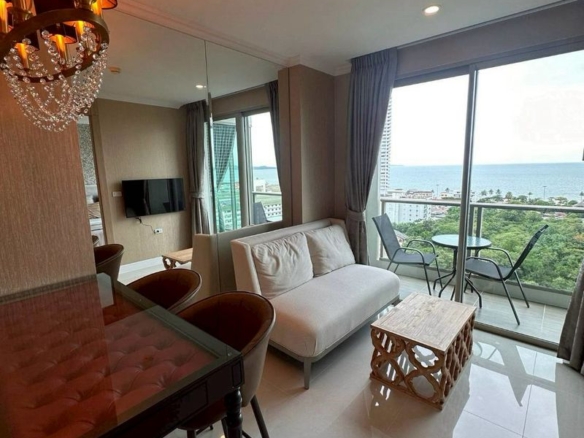 Luxury Condo 1 Bed, 1 Bath 35 SQM. @ Riviera Jomtien