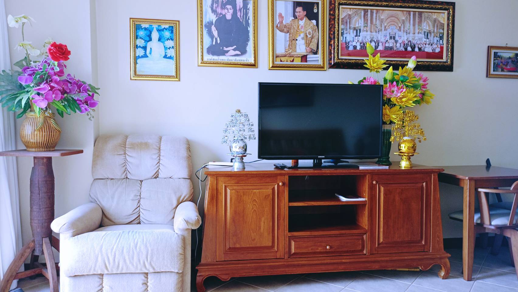 Convenient Access Studio 43 SQM. @ View Talay 2A