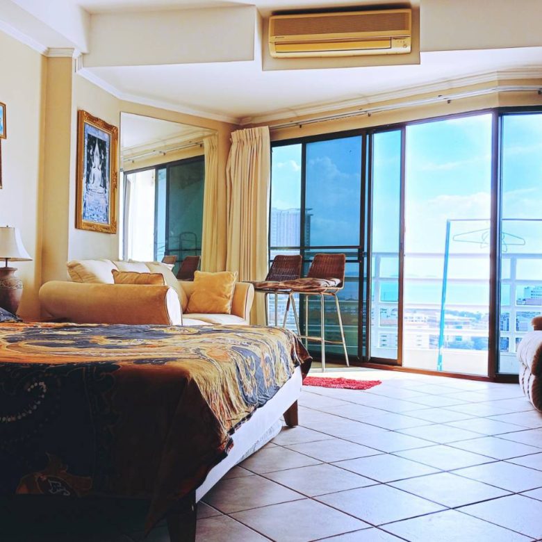 Convenient Access Studio 43 SQM. @ View Talay 2A