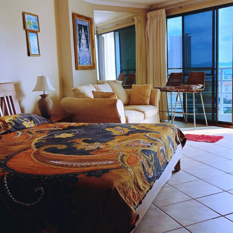 Convenient Access Studio 43 SQM. @ View Talay 2A