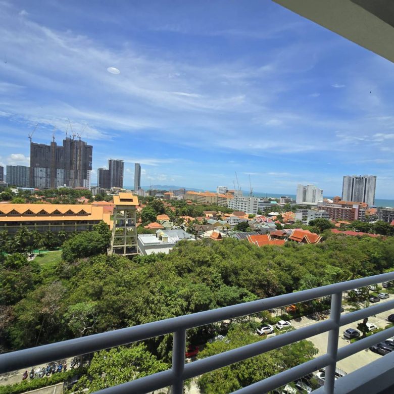Serene Studio 45 SQM.@ View Talay 2B