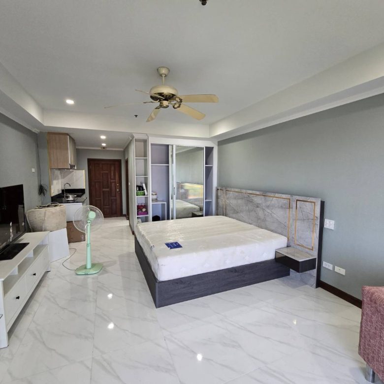 Serene Studio 45 SQM.@ View Talay 2B