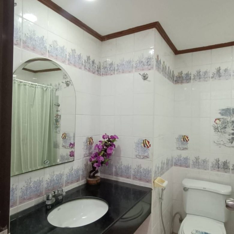  Vibrant Studio 33 SQM.@ Rimhat Condo