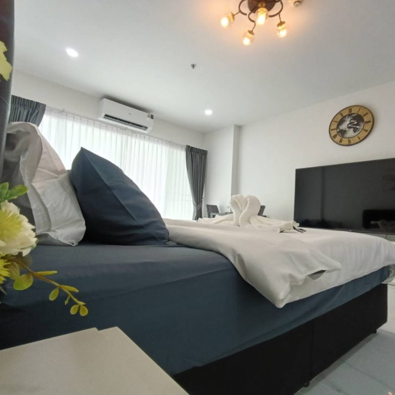 Newly Renovated Condo Studio 48 SQM. @ View Talay 7