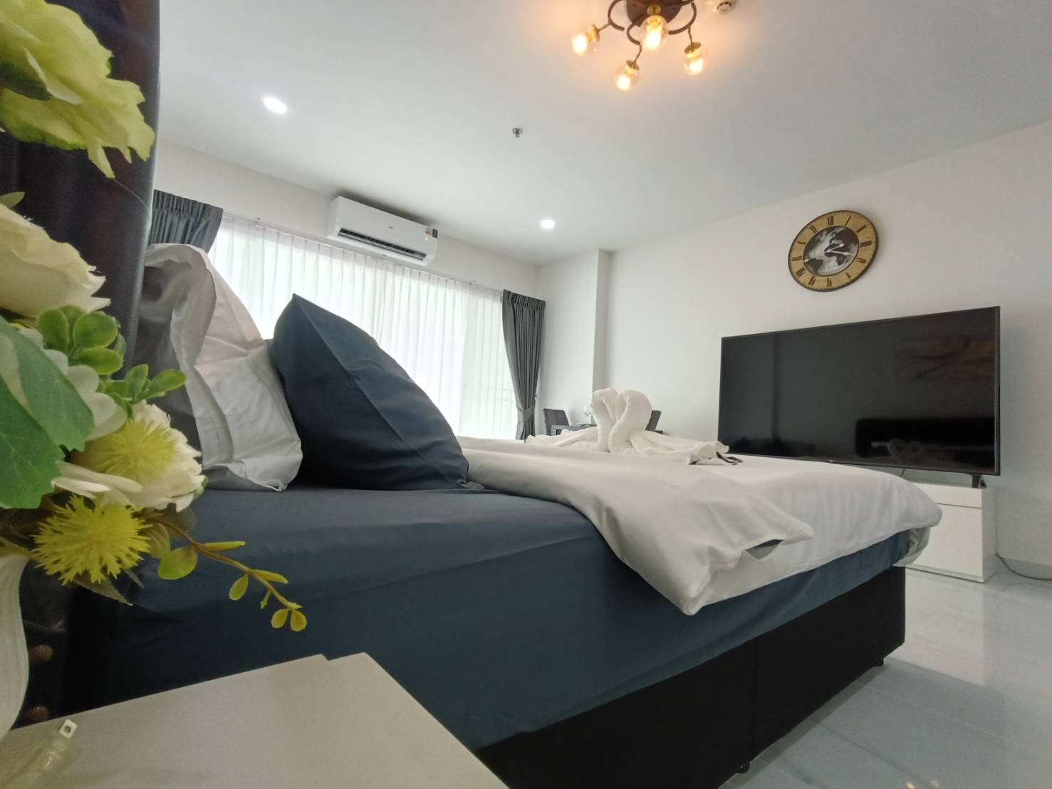 Newly Renovated Condo Studio 48 SQM. @ View Talay 7