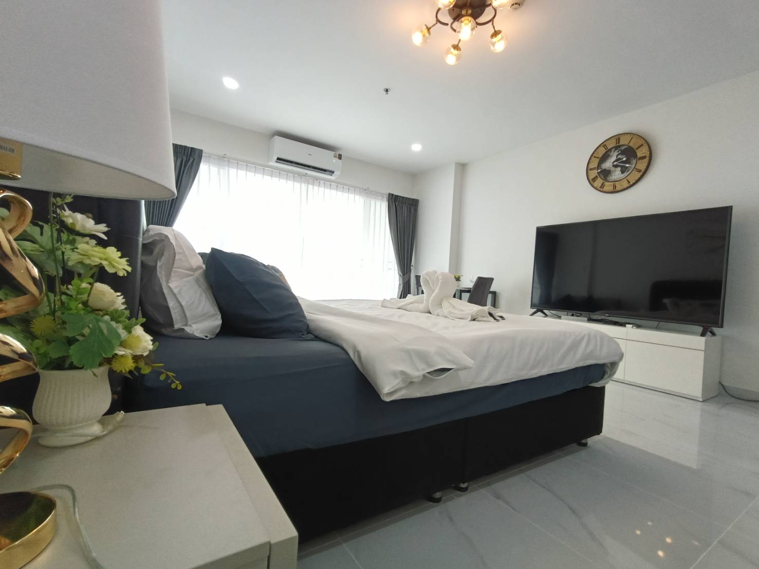 Newly Renovated Condo Studio 48 SQM. @ View Talay 7