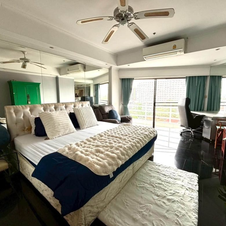 Peaceful Environment Condo 2 Bed, 2 Bath 115.41 SQM. @ View Talay 2B