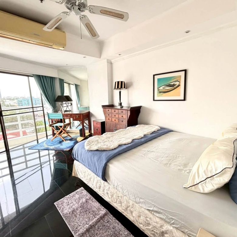 Peaceful Environment Condo 2 Bed, 2 Bath 115.41 SQM. @ View Talay 2B