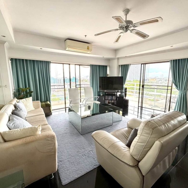 Peaceful Environment Condo 2 Bed, 2 Bath 115.41 SQM. @ View Talay 2B