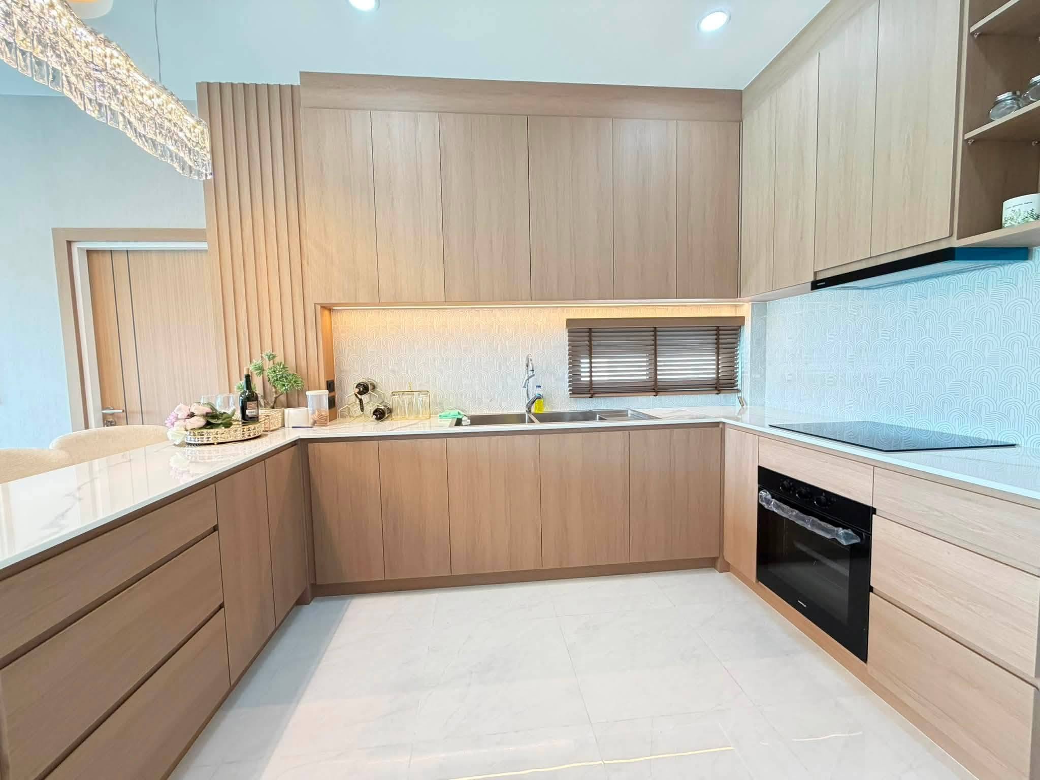 Stunning Pool Villa 4 Bed, 5 Bath 112 SQW. @ Huai Yai