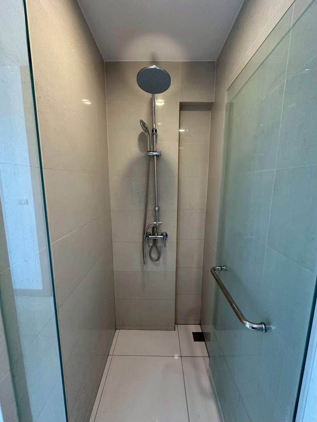 Convenient Transportation Condo 1 Bed, 1 Bath 36 SQM. @ The Riviera Wongamat Beach