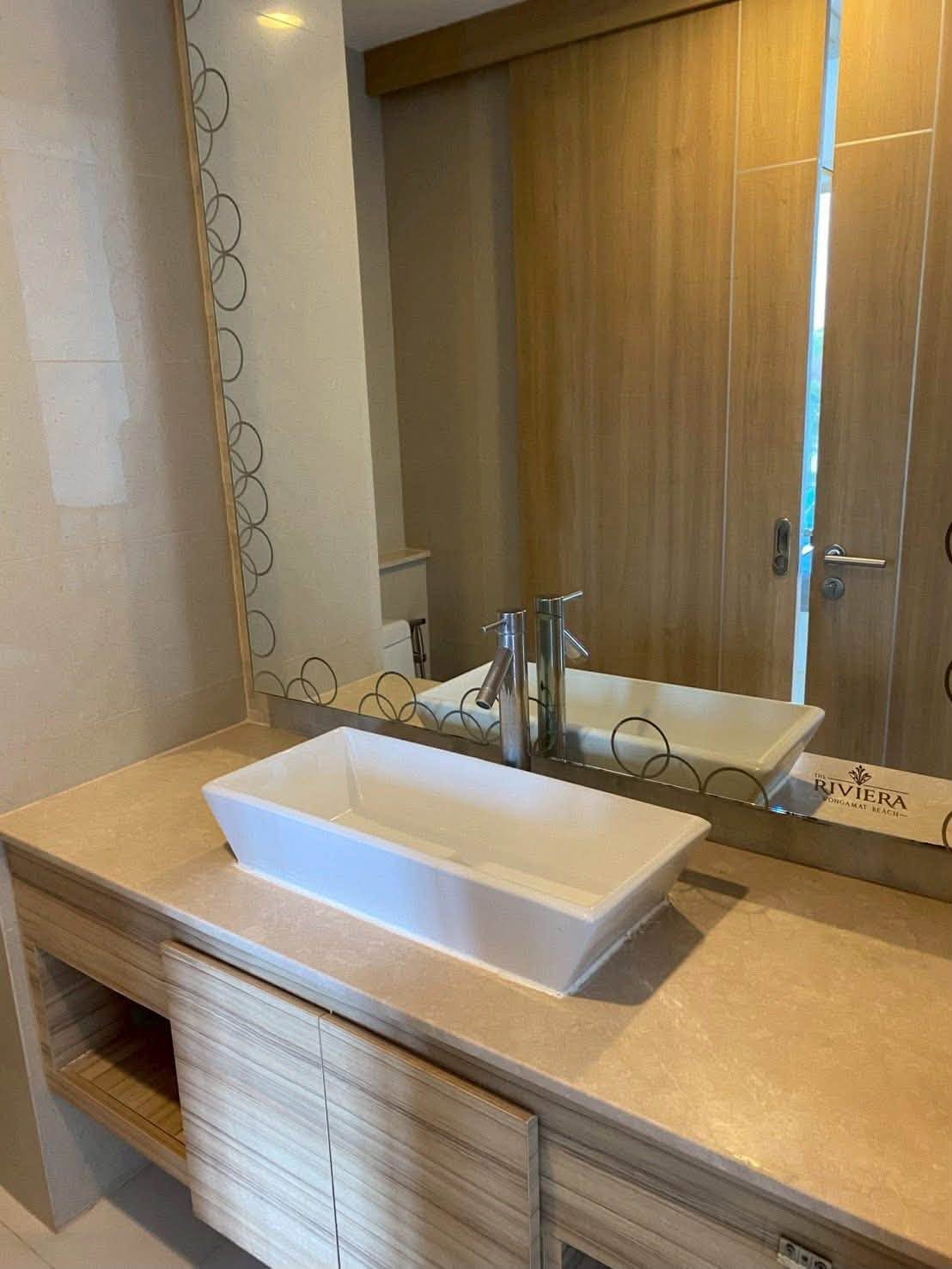 Convenient Transportation Condo 1 Bed, 1 Bath 36 SQM. @ The Riviera Wongamat Beach