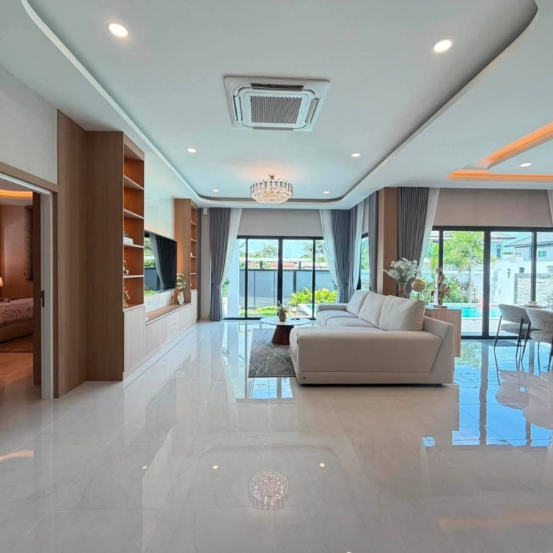 Stunning Pool Villa 4 Bed, 5 Bath 112 SQW. @ Huai Yai