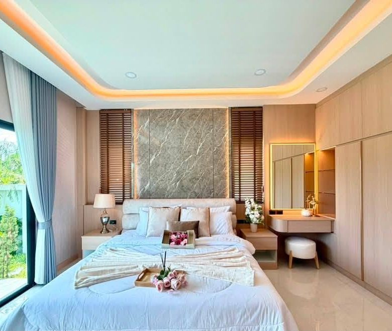 Stunning Pool Villa 4 Bed, 5 Bath 112 SQW. @ Huai Yai
