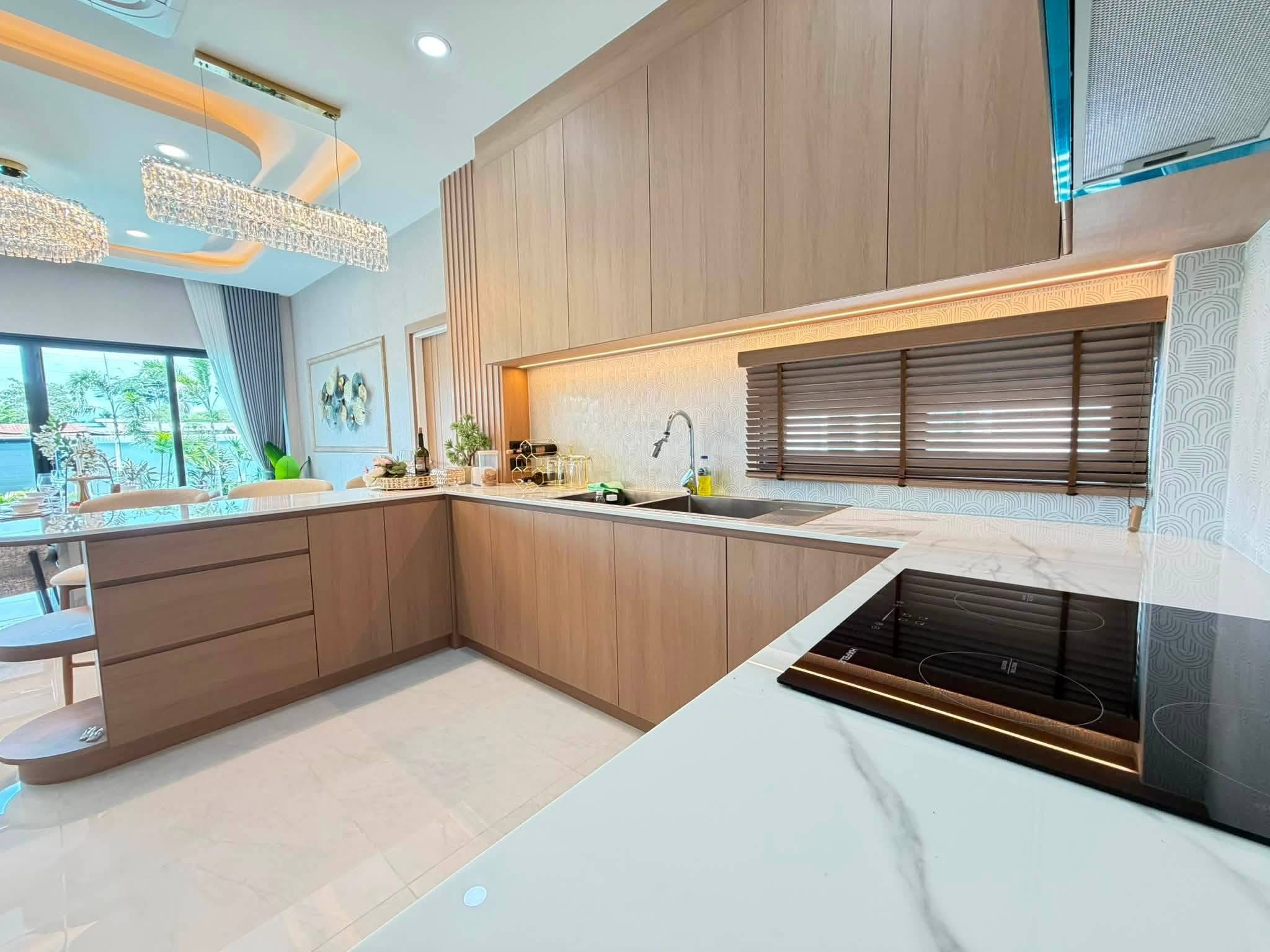Stunning Pool Villa 4 Bed, 5 Bath 112 SQW. @ Huai Yai