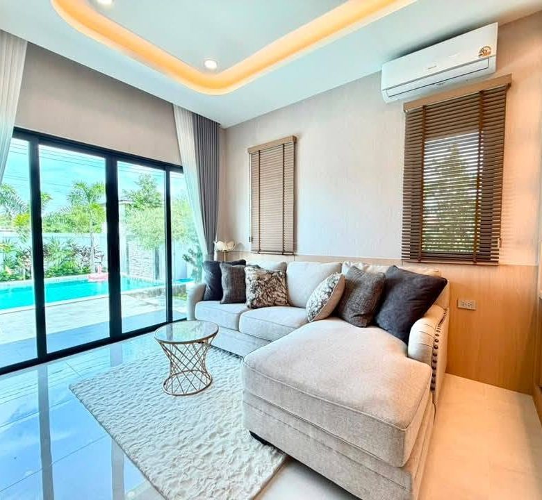Stunning Pool Villa 4 Bed, 5 Bath 112 SQW. @ Huai Yai