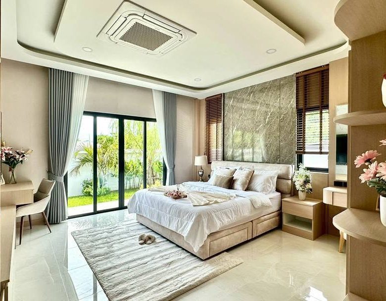 Stunning Pool Villa 4 Bed, 5 Bath 112 SQW. @ Huai Yai