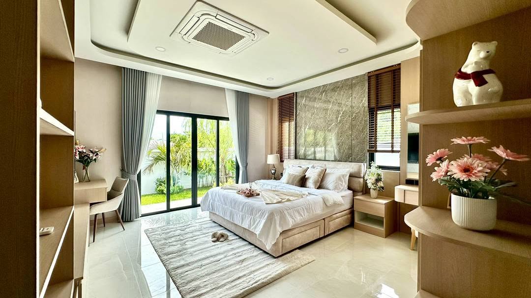Stunning Pool Villa 4 Bed, 5 Bath 112 SQW. @ Huai Yai