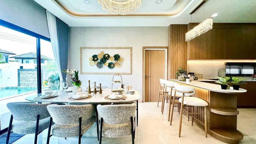 Stunning Pool Villa 4 Bed, 5 Bath 112 SQW. @ Huai Yai