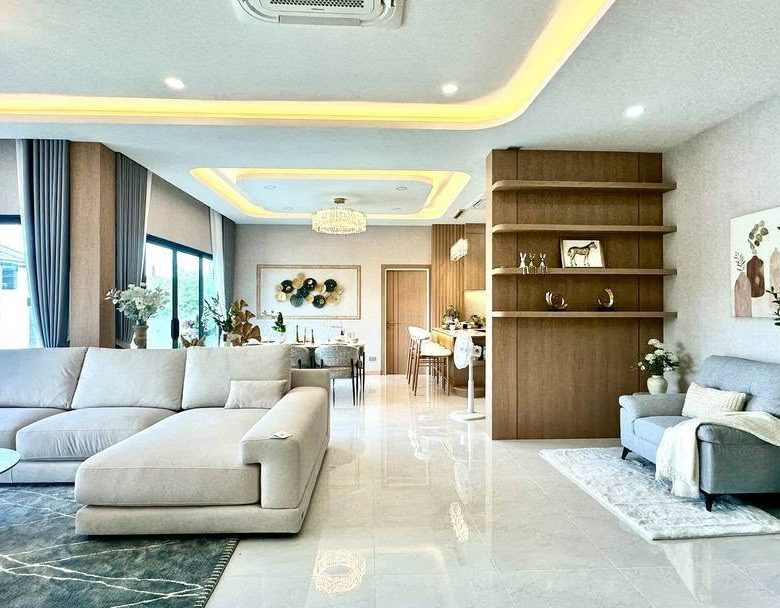 Stunning Pool Villa 4 Bed, 5 Bath 112 SQW. @ Huai Yai